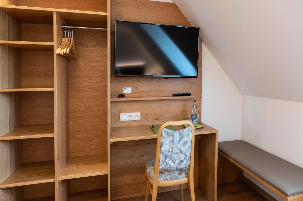 Hotel Gasthof Rosenwirt Au in der Hallertau エクステリア 写真