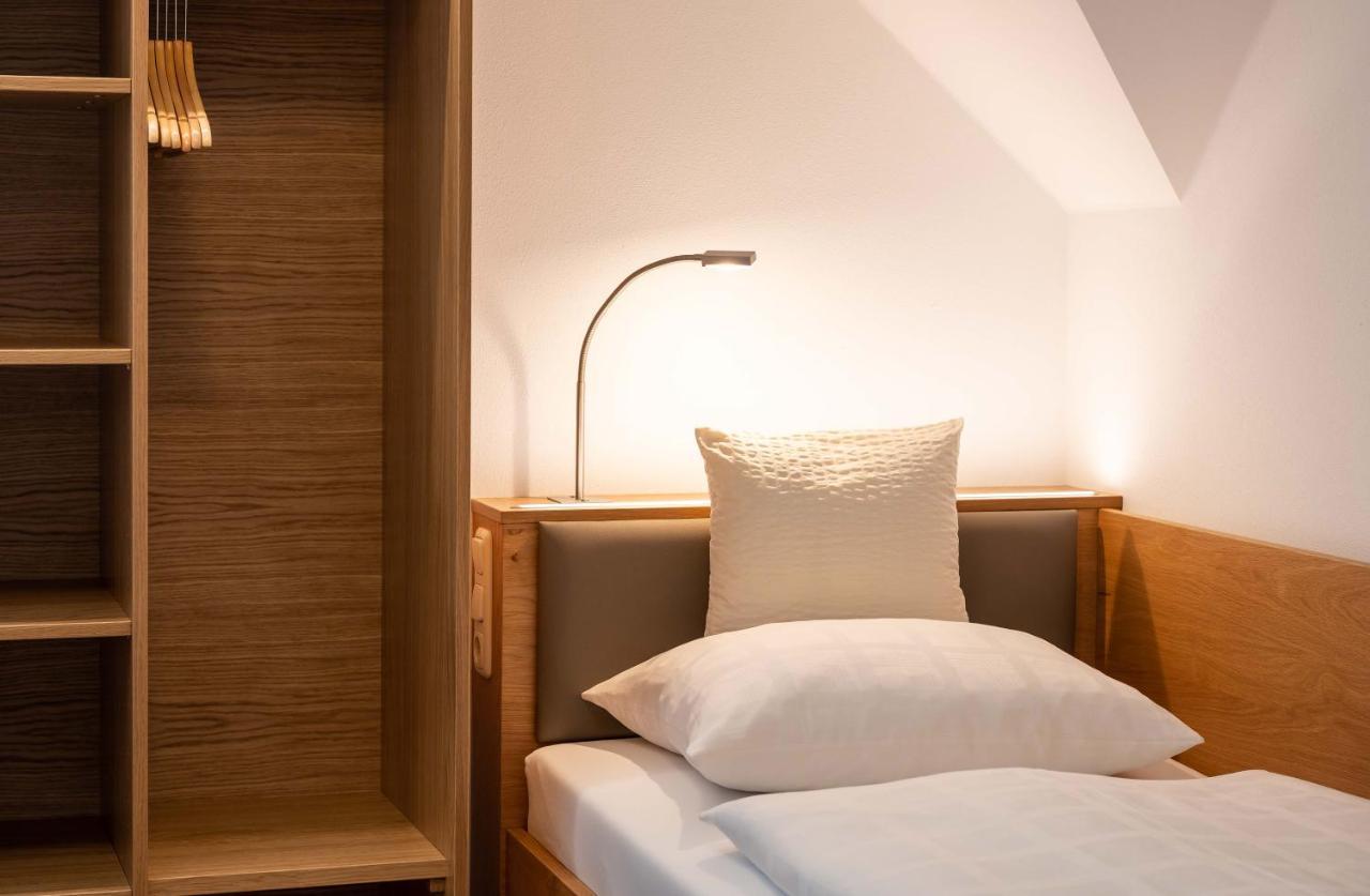 Hotel Gasthof Rosenwirt Au in der Hallertau エクステリア 写真